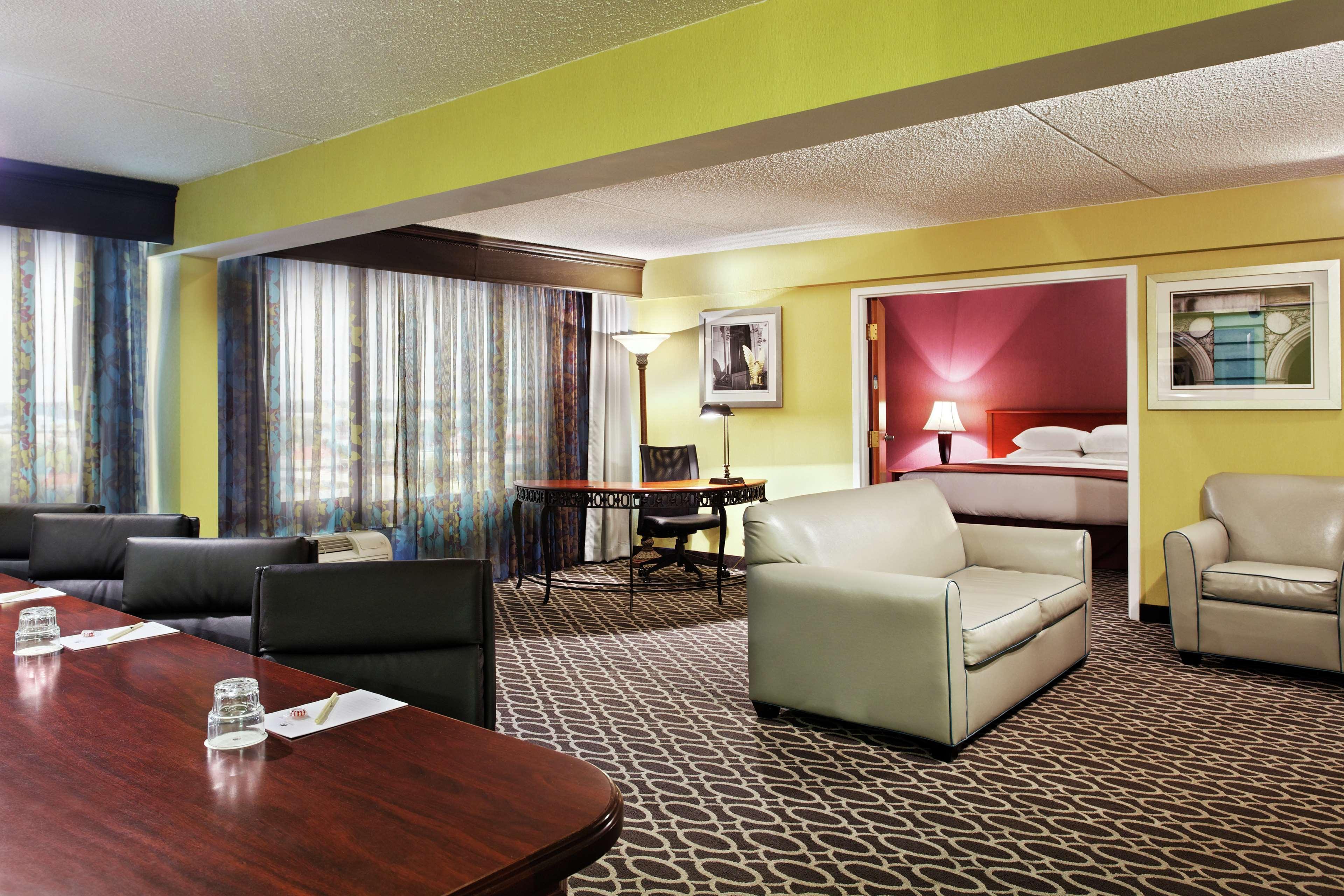 Hotel Doubletree By Hilton Richmond - Midlothian Exteriér fotografie