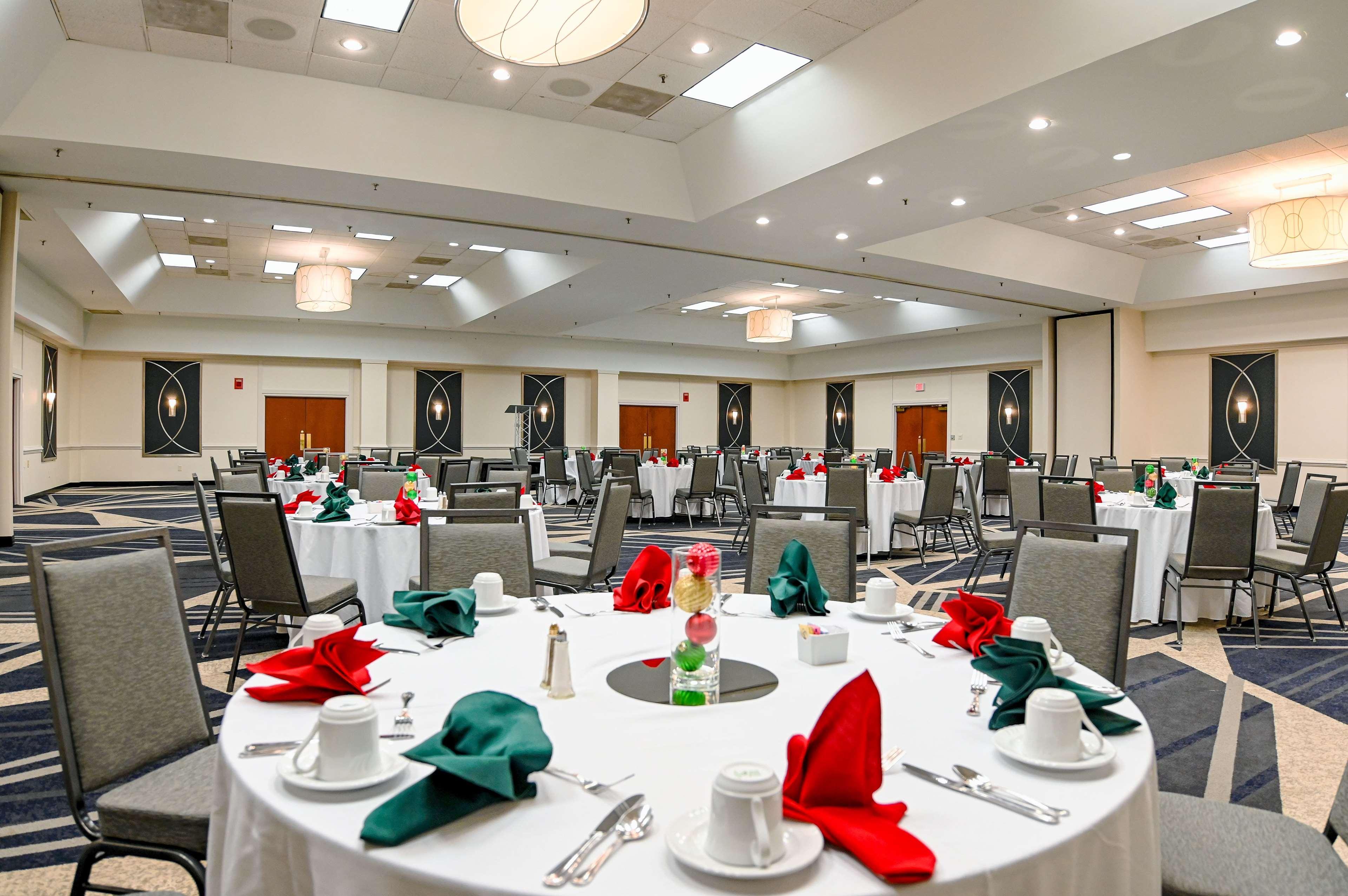 Hotel Doubletree By Hilton Richmond - Midlothian Exteriér fotografie