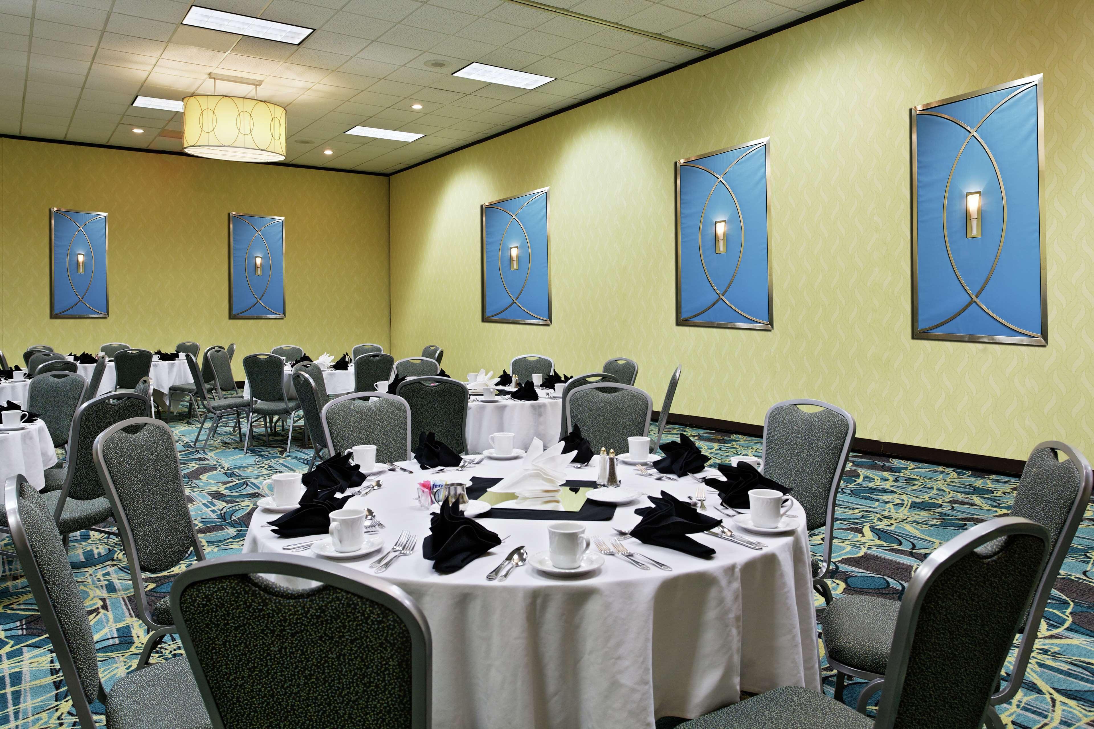 Hotel Doubletree By Hilton Richmond - Midlothian Exteriér fotografie